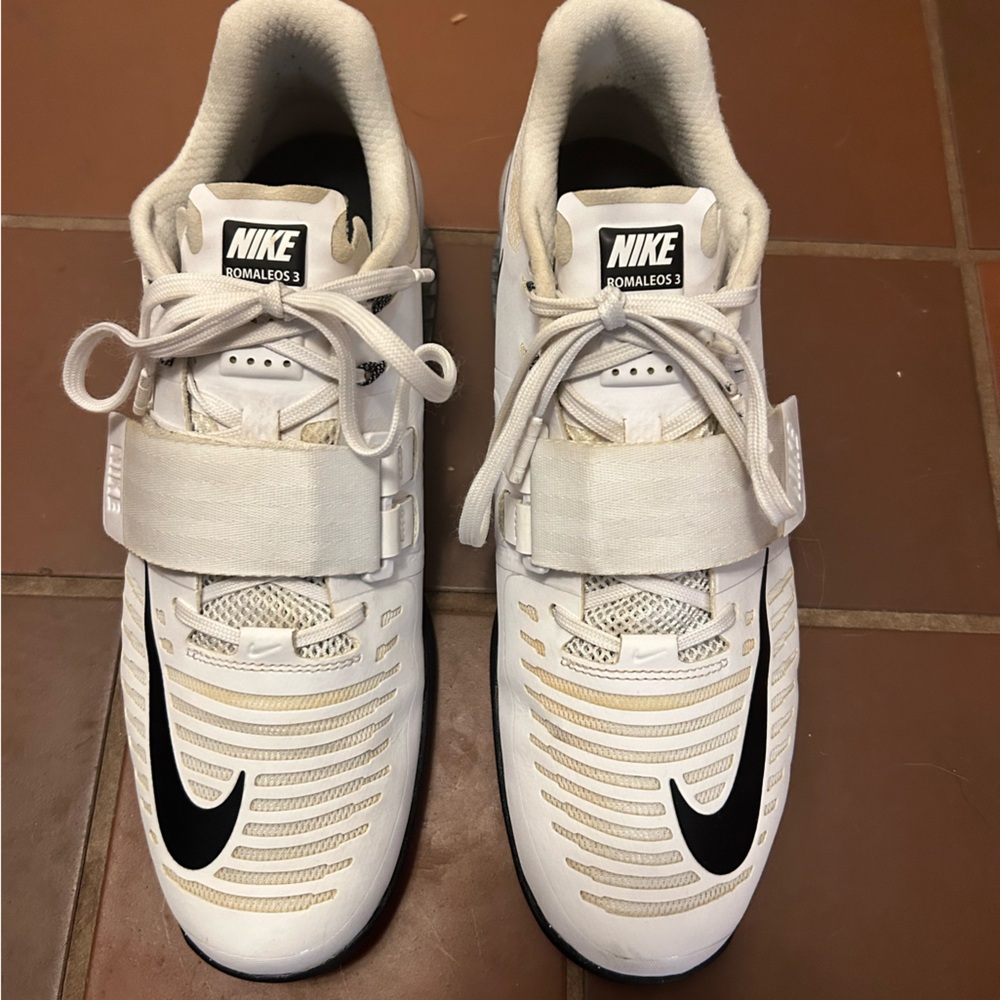 Pair of Nike Romaleos 3